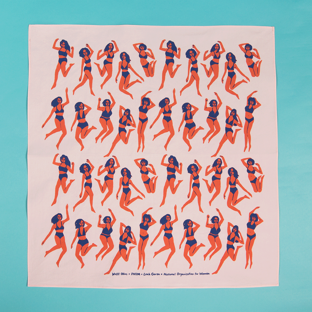 WOxPAOM_Bandanas_Folding_Square.gif
