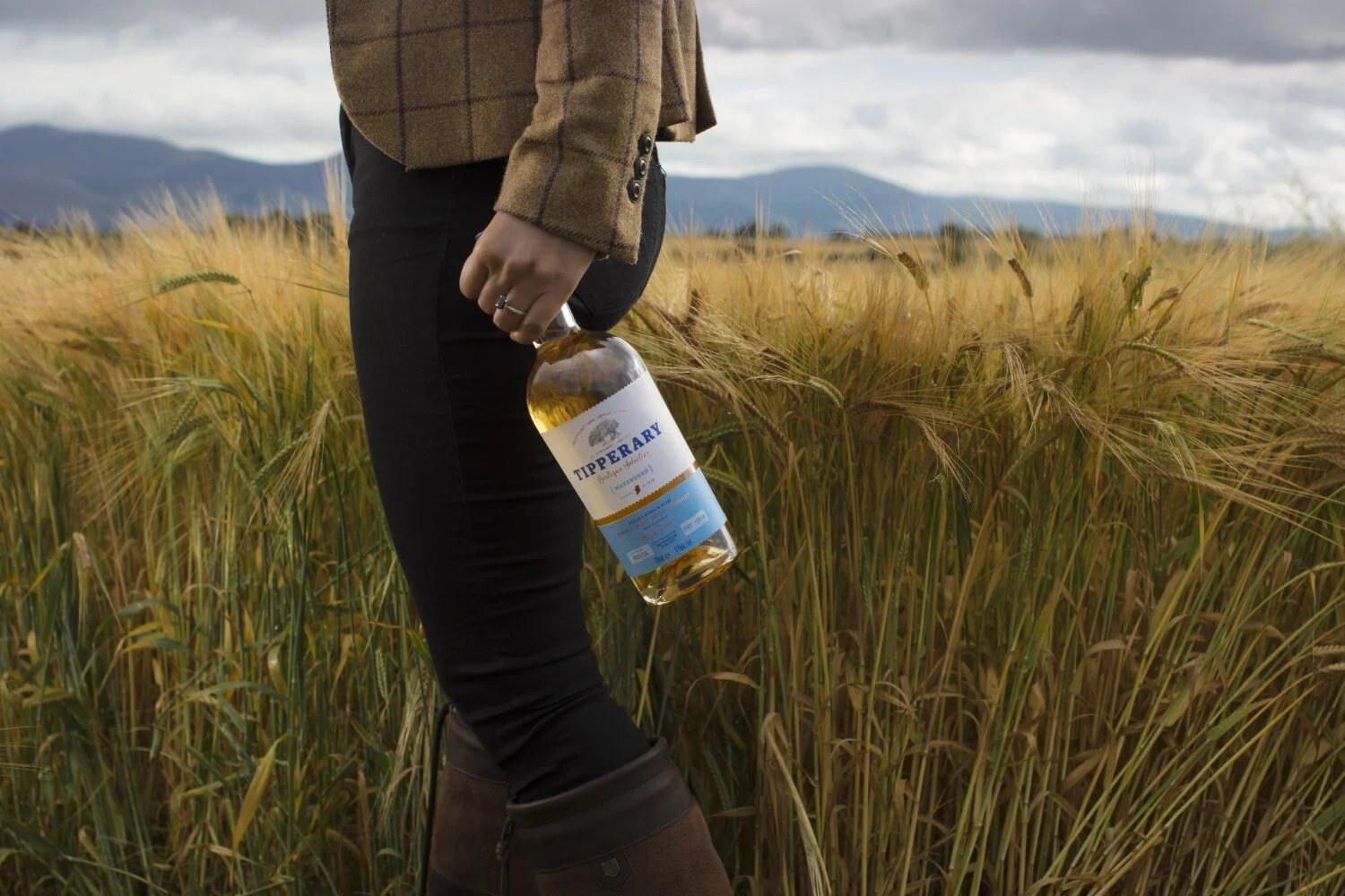 web-photo-tipperary-distillery-irish-whisky-8.jpg