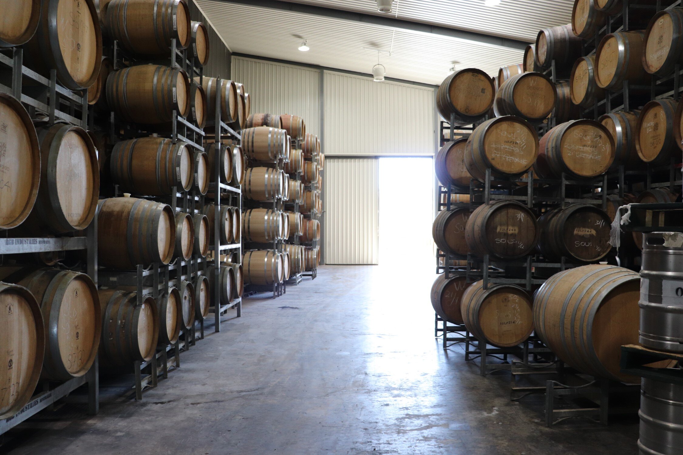 enotecabacco-importers-photo-sidewood-estate-australian-wine-bottling-3.JPG