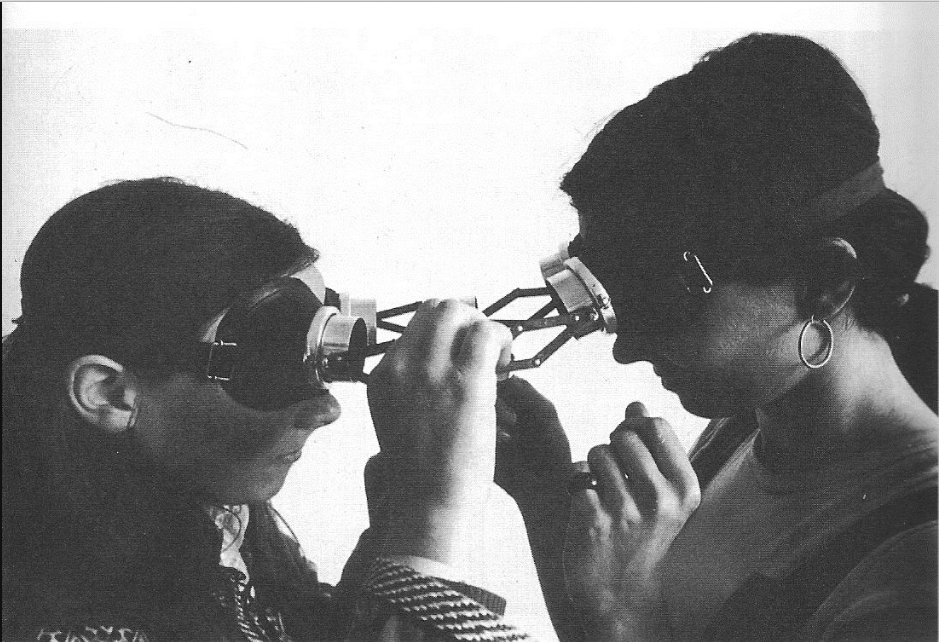"Dialogue goggles" by Lygia Clark (1968) 