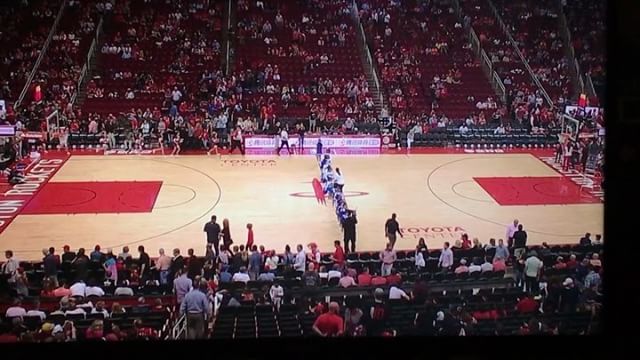 “Alright so I went ahead and booked 450 jr cheerleaders for tonight’s halftime show.”
“Why?”
“Not a clue.” #halftimeshow #basketball #houston #rockets