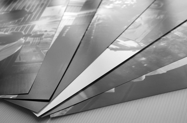 1280836_pile_prints.png