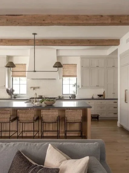 Dream Home Inspiration | Kitchen Edition

When I saw this kitchen from @auslandinteriors, I stopped mid-scroll and whispered, &ldquo;There she is.&rdquo; Not just because it&rsquo;s stunning (it is). But because the layout is almost identical to the 