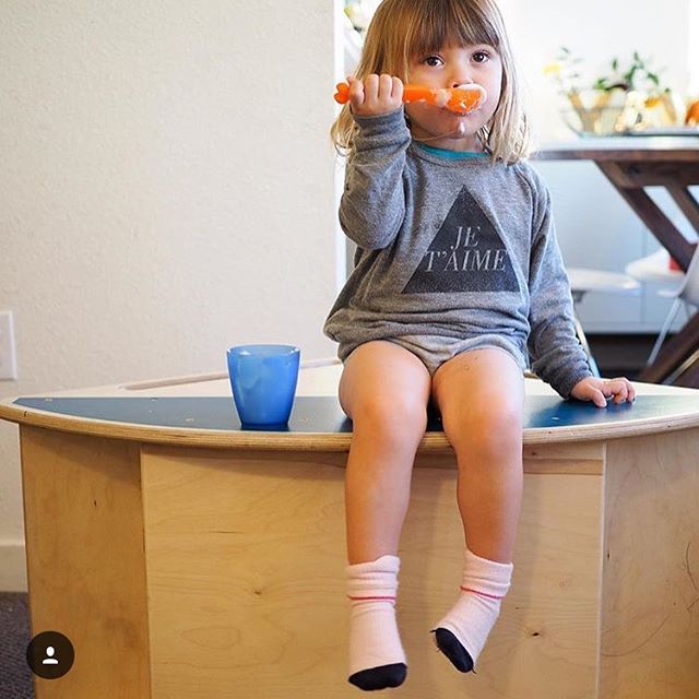The teal is officially sold out! We've got one indigo left at $50 off. Don't spend too much time sitting around on this deal!  If you're interested, let us know and we'll send a DM code. 📷 @littlehiccups 💕