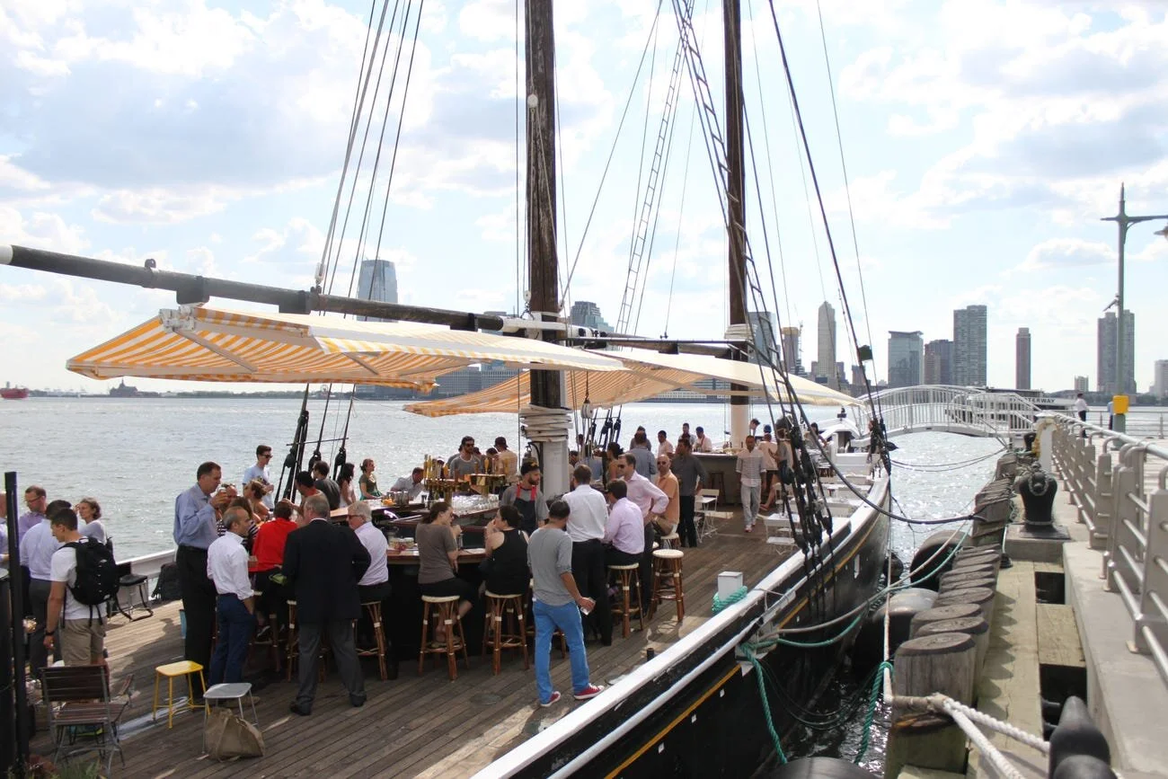 There's A New Oyster Bar On A Historic Ship Docked In The Hudson, And It's Awesome