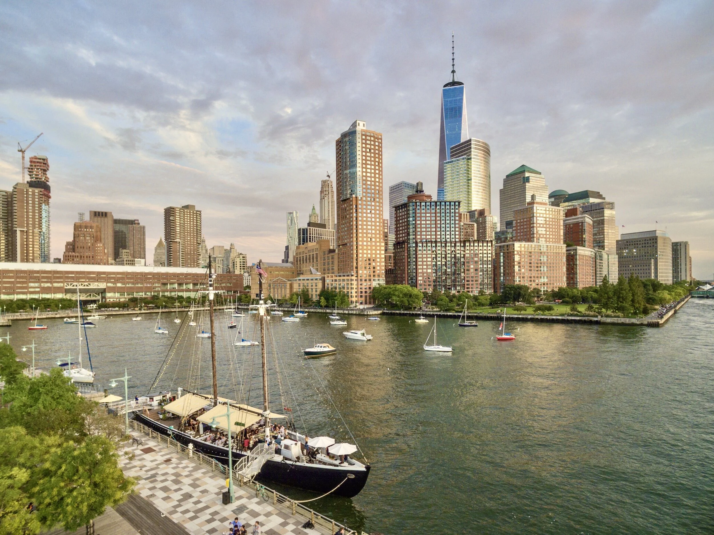 Your Guide to Drinking on the Water at New York’s Best Boat Bars