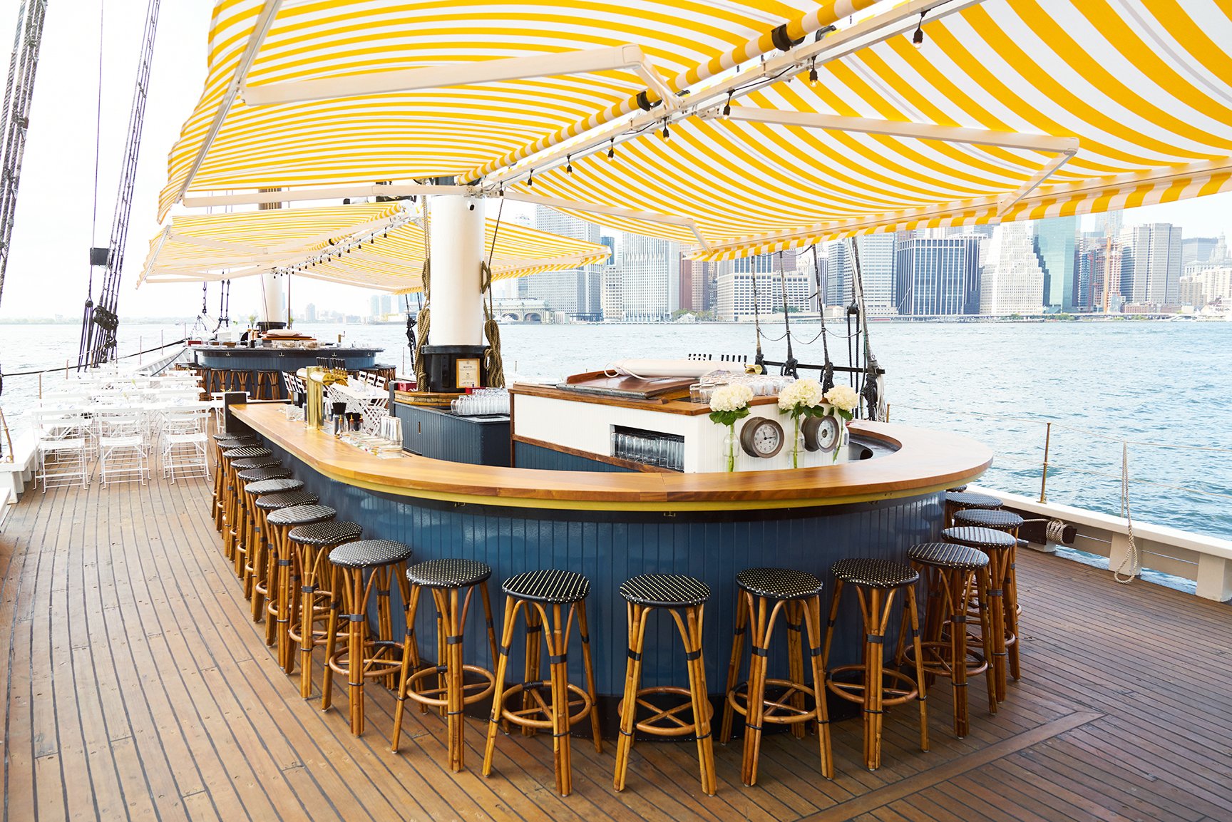 Finally, a Nonfratty Boat Bar in New York City