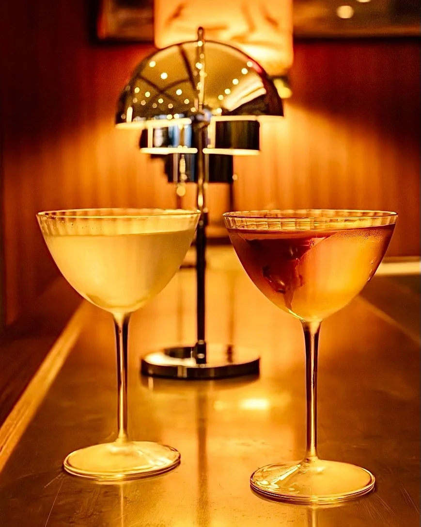 HAPPY HOUR at THE YACHT CLUB ~ Join us daily from 3pm - 6pm for aperitivo at the bar. $10 Cocktails, $8 wines, $6 beers, $1 oysters, and bar snacks on the house. We&rsquo;ll throw in some epic sunsets too&hellip;