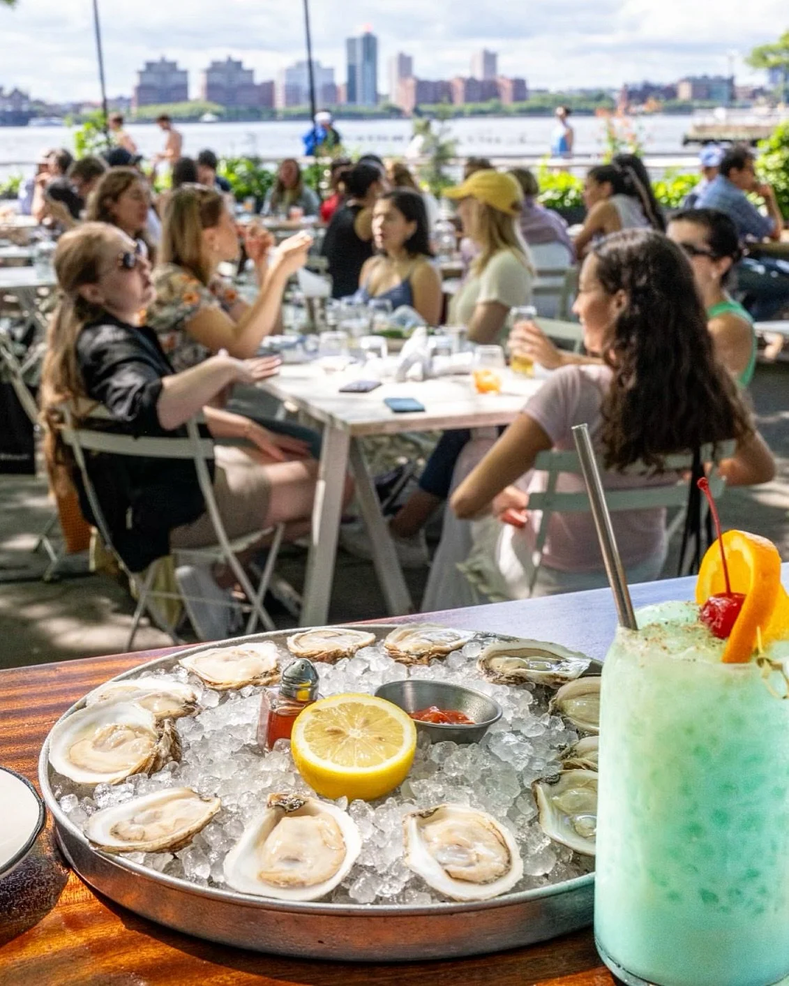 Happy National Oyster Day! 
#nationaloysterday