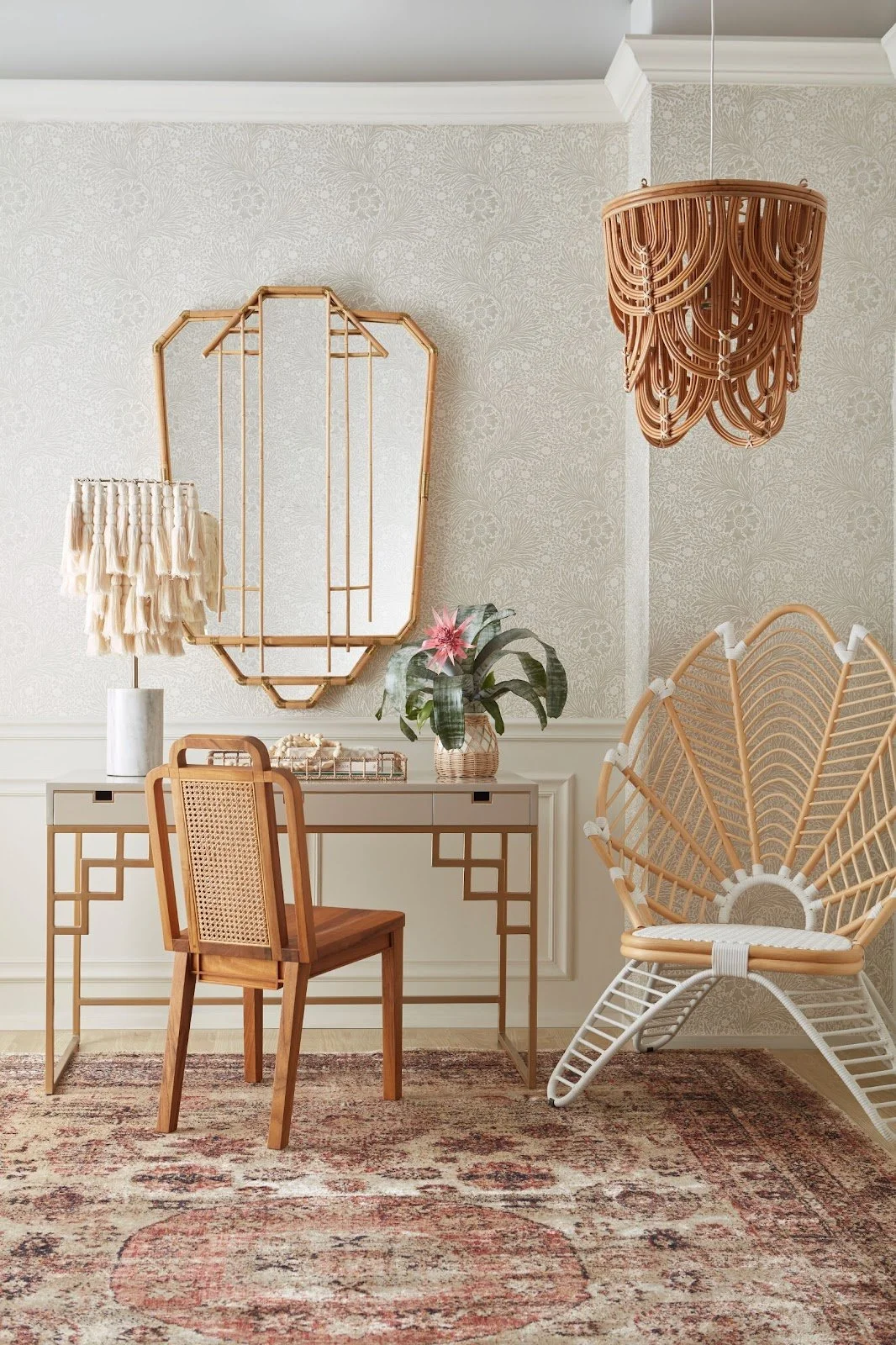 Selamat AustinDesk_Alt.jpg