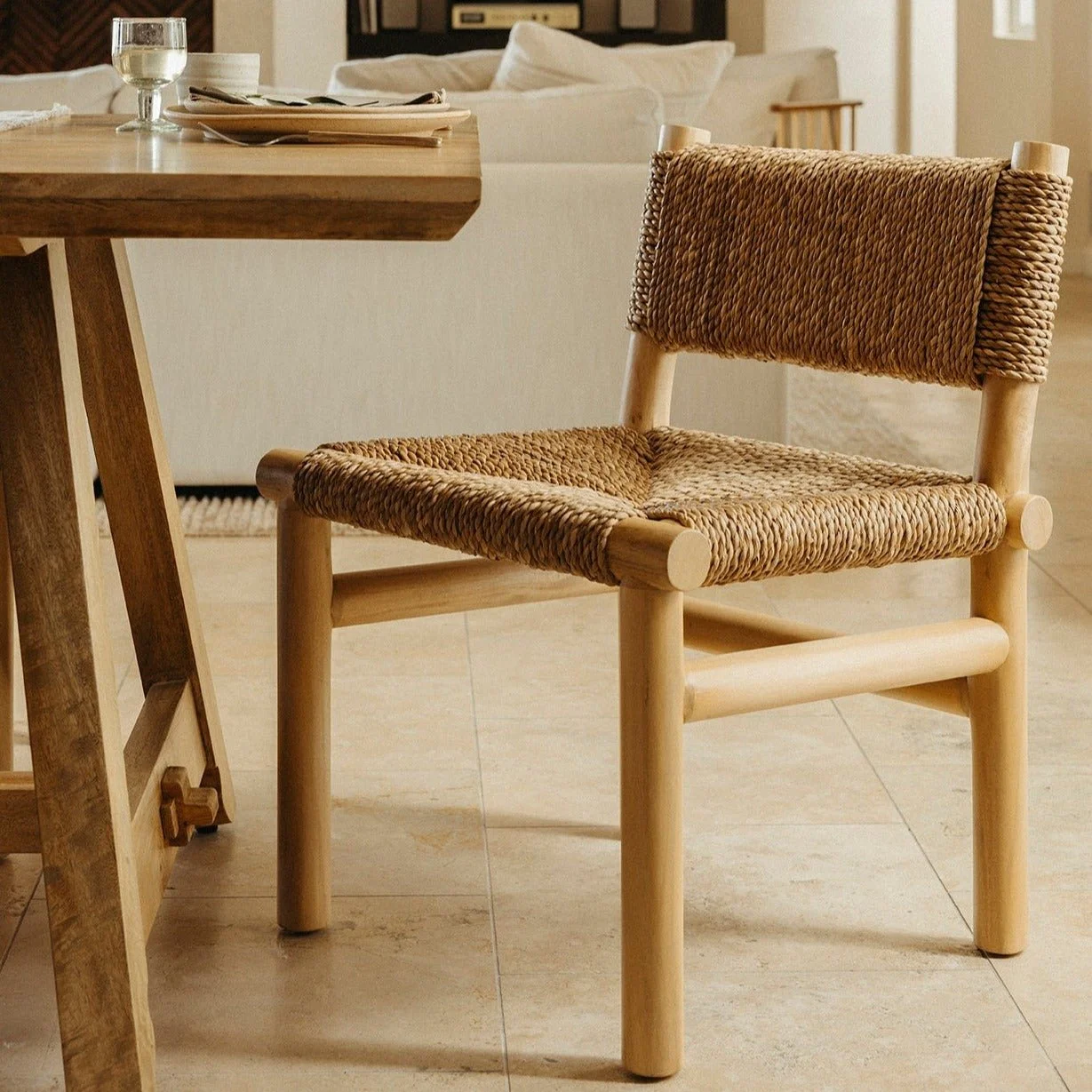 FW23_HaciendaDiningChair_1_web_1 (1).jpg