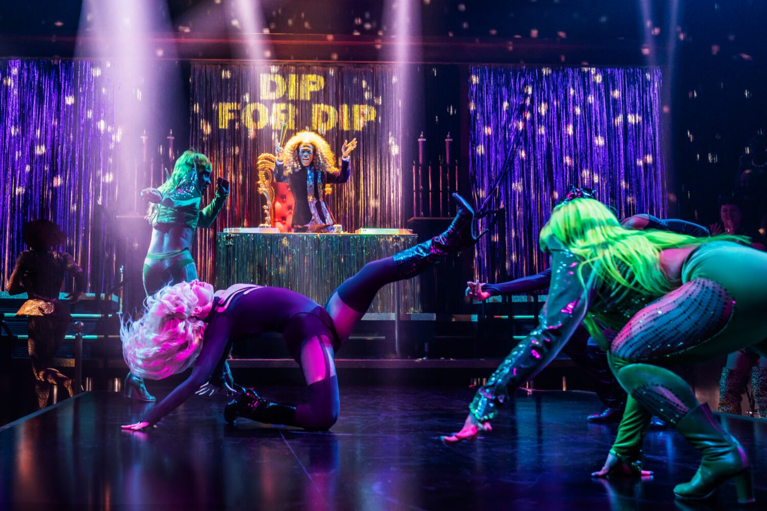 2-The-cast-of-CATS-The-Jellicle-Ball.-Photos-by-Matthew-Murphy-and-Evan-Zimmerman-for-MurphyMade.jpg