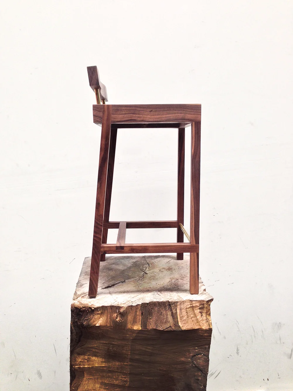 schapirostool_leftside.0.jpg