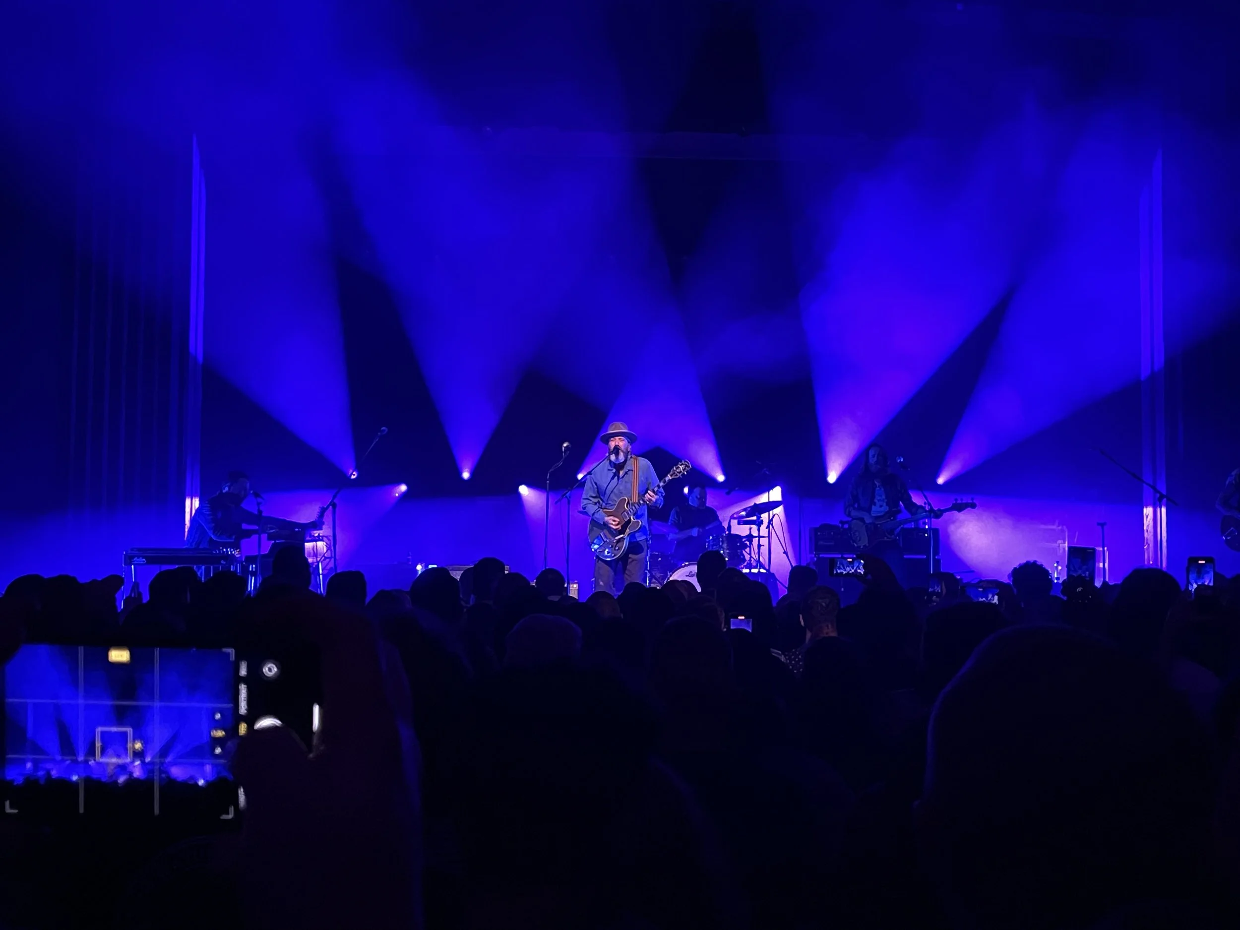 City & Colour Live at The Enmore Theatre Review — Pario Magazine Exploring The Desire To Create City & Colour Live at The Enmore Theatre Review — Pario Magazine Exploring The Desire To Create