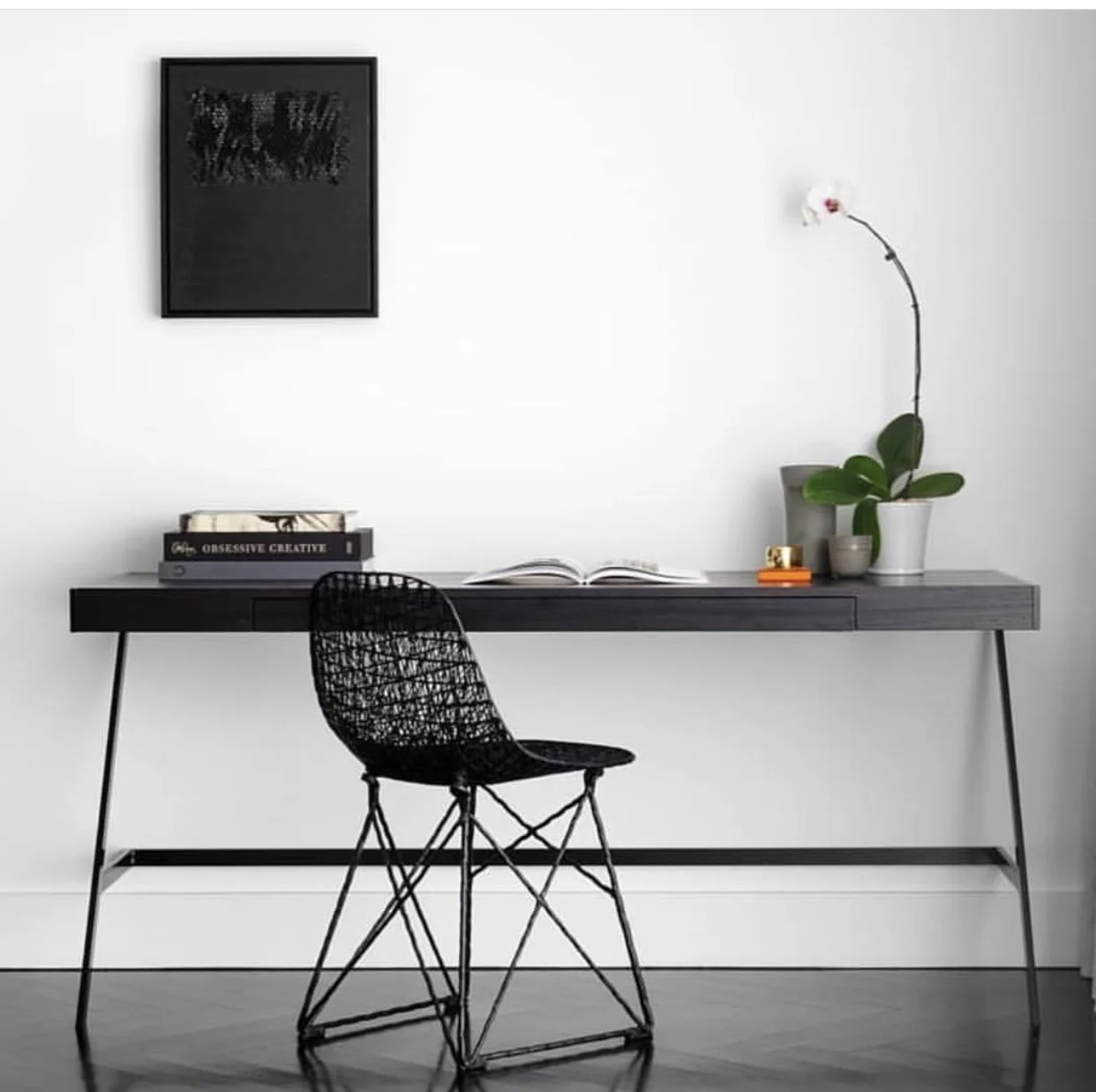 Stunning interiors by @alwillinteriors Photography @justinalexanderphoto