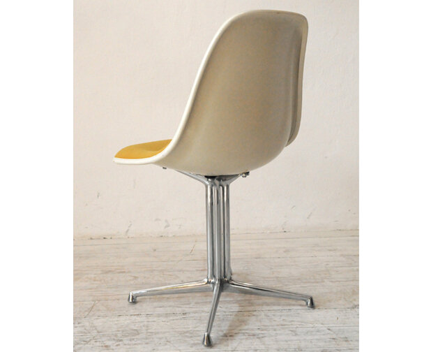 , Hopssackpolster, 1700 Side Chair, 1961-74,3.jpg