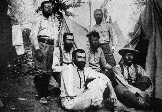 Aleister Crowley en las montañas de la locura