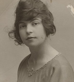 Florrie Holmes, de las Forty Elephnats