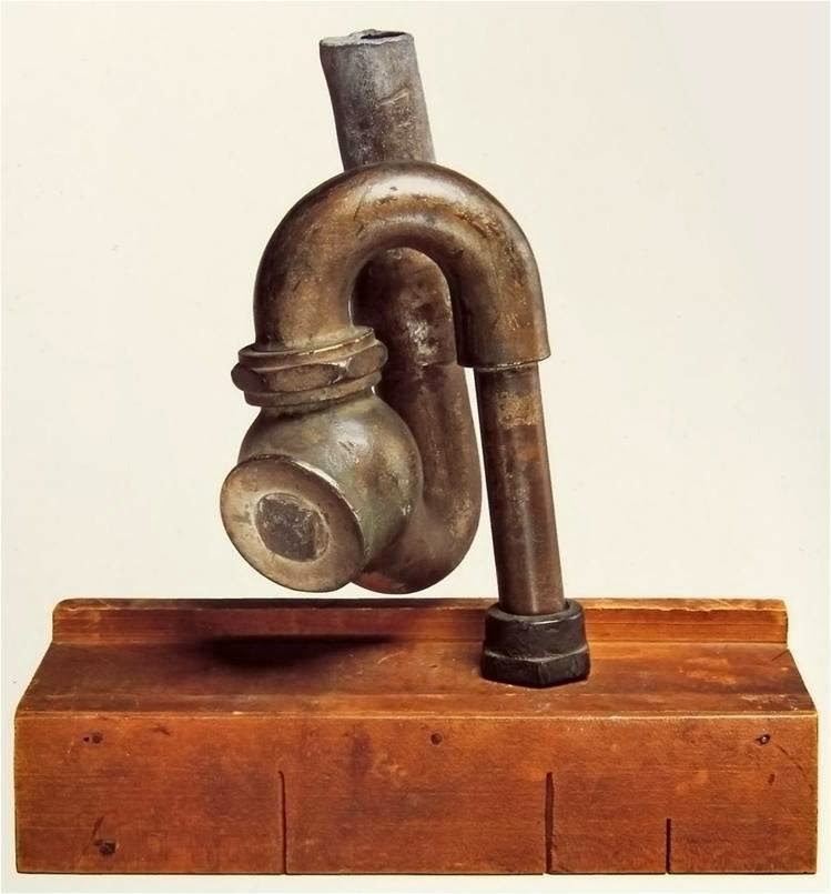 Elsa von Freytag-Loringhoven , God