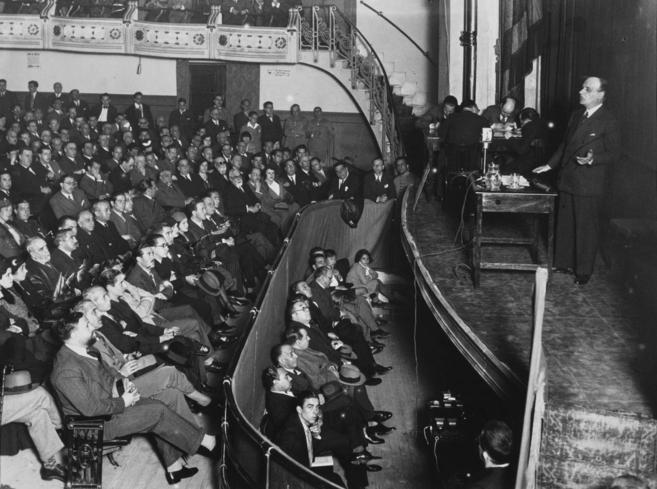 Conferencia de Ortega y Gasset en el Teatro de la Ópera (Madrid, 1931)