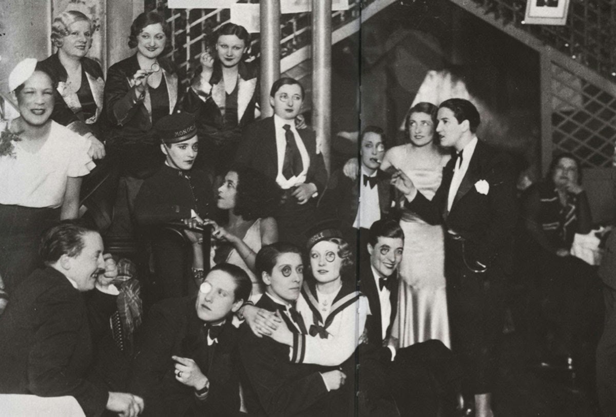 Clientela de El Monóculo retratada por Brassaï