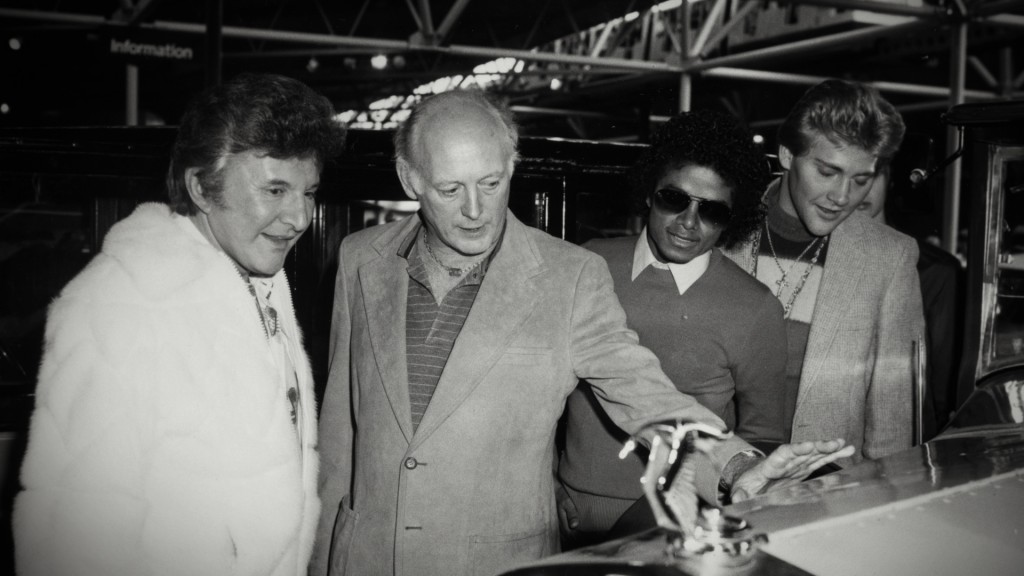 Montagu, años después, junto a Michael Jackson