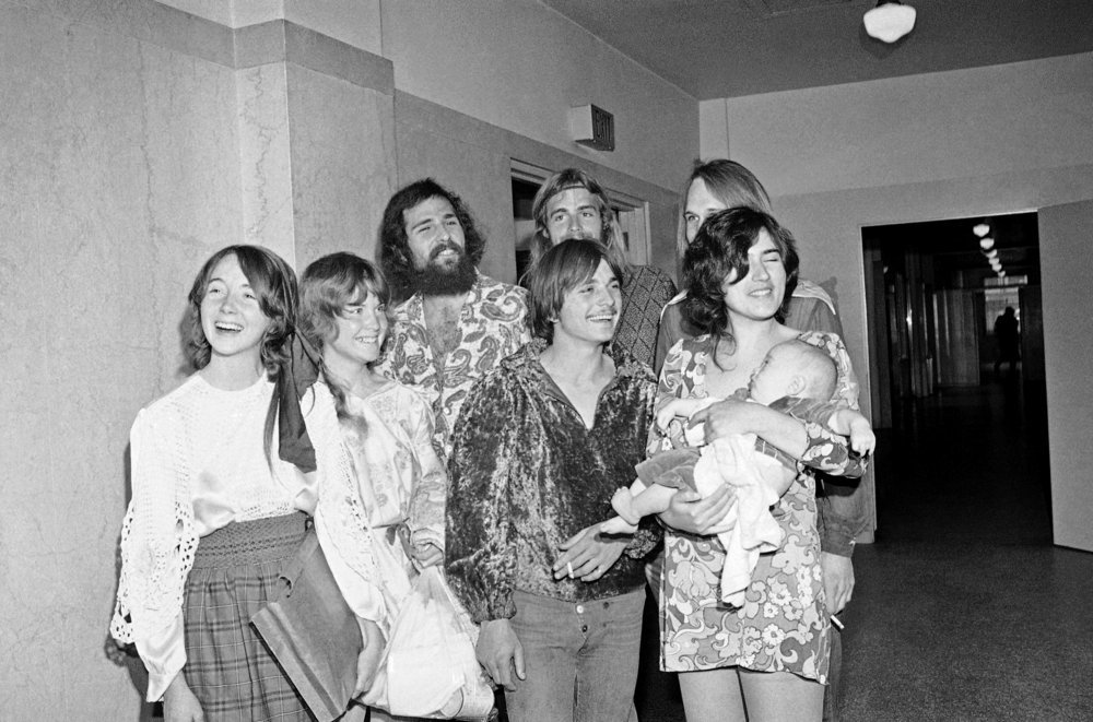 Fromme, a la izquierda, en una de las sesiones del juicio contra Manson