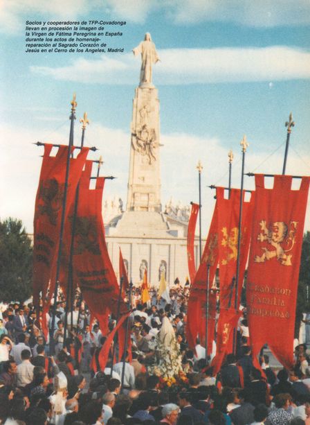 Acto de «reparación» en el Cerro de los Ángeles, Madrid. Archivo FTP-Covadonga