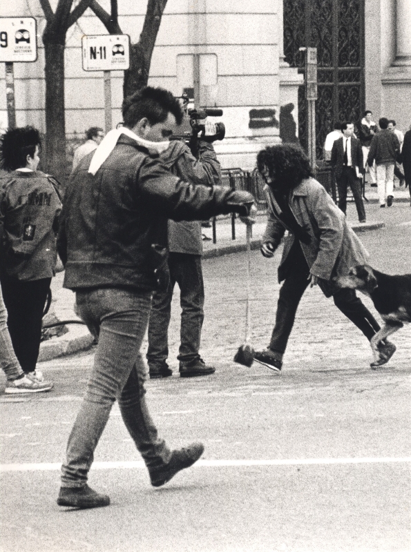 Incidentes en la calle de Alcalá. Fotografía de José Hinojosa