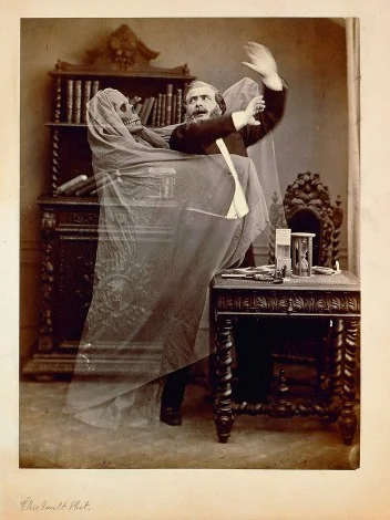 Henri-Robin-et-un-spectre2.jpg