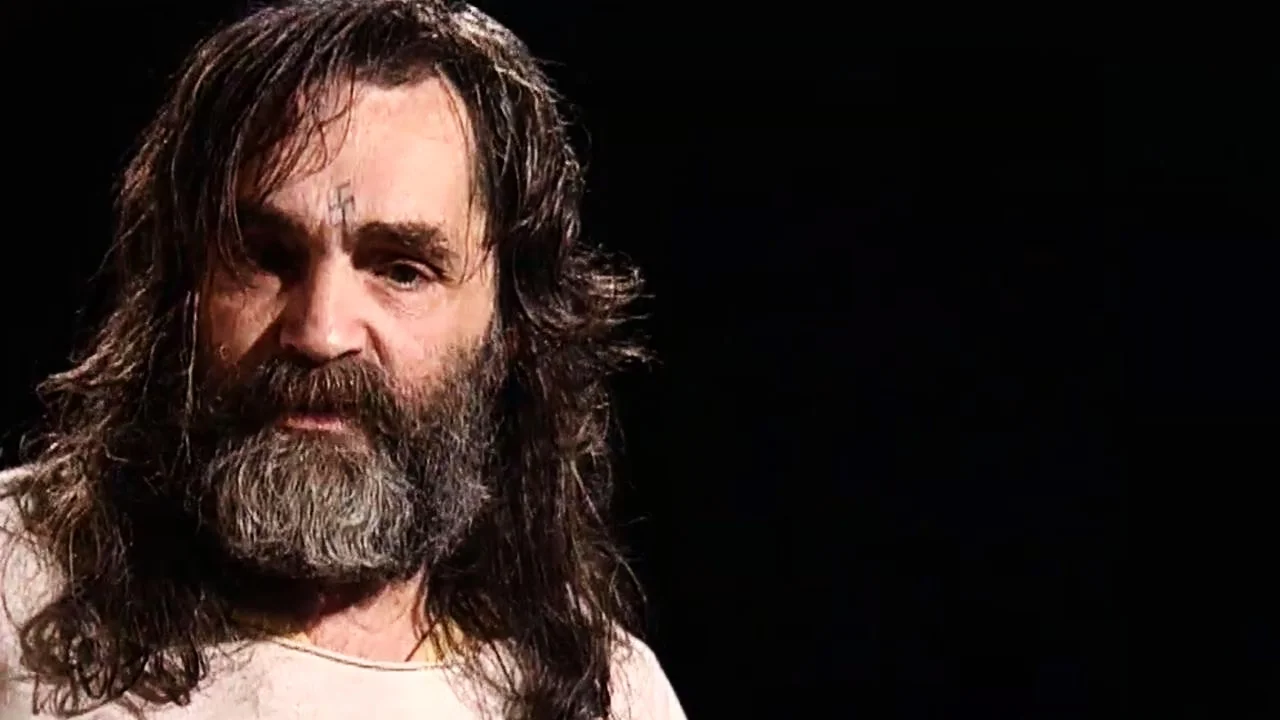 Charles Manson tiene un regalo para ti
