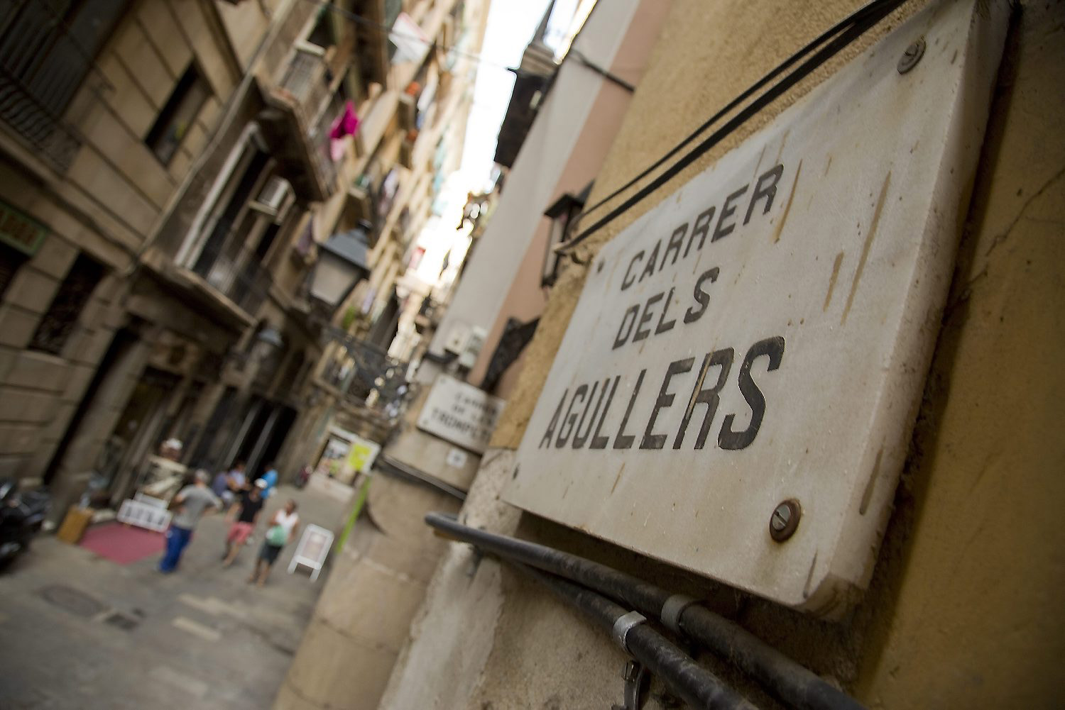 Placa de la calle en que estaba situado el Café Volter. Fotografía: taxi.cnt.cat