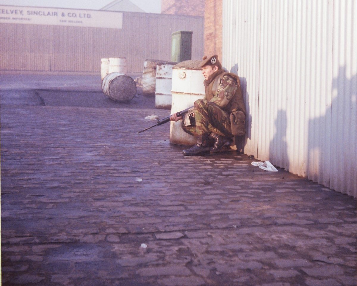 Gordons-on-patroll-in-Belfast-19778-beside-the-Mc-Kelvey-Sinclair-timber-yard-on-Duncrue-Street-across-from-the-Ulsterbus-head-offices-1200x962.jpg