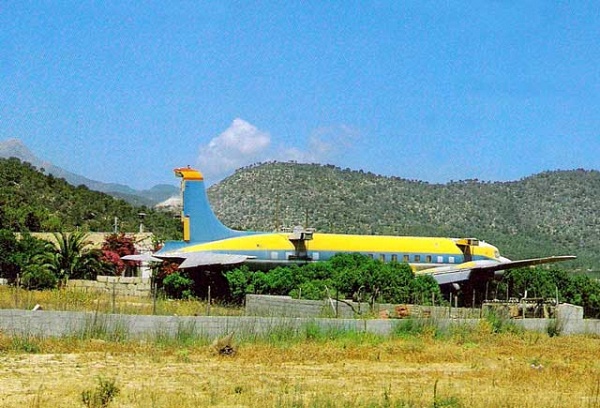 Avión-discoteca en Portals Vells (cerca de Son Ferrer)