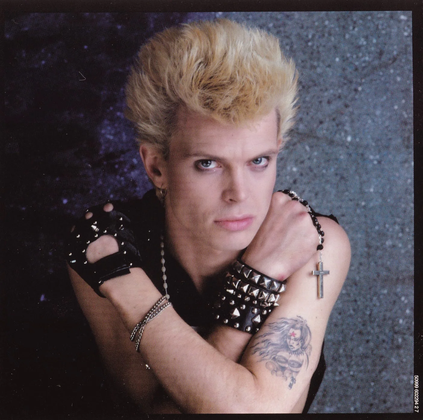 Billy Idol y su tatuaje de Octobriana