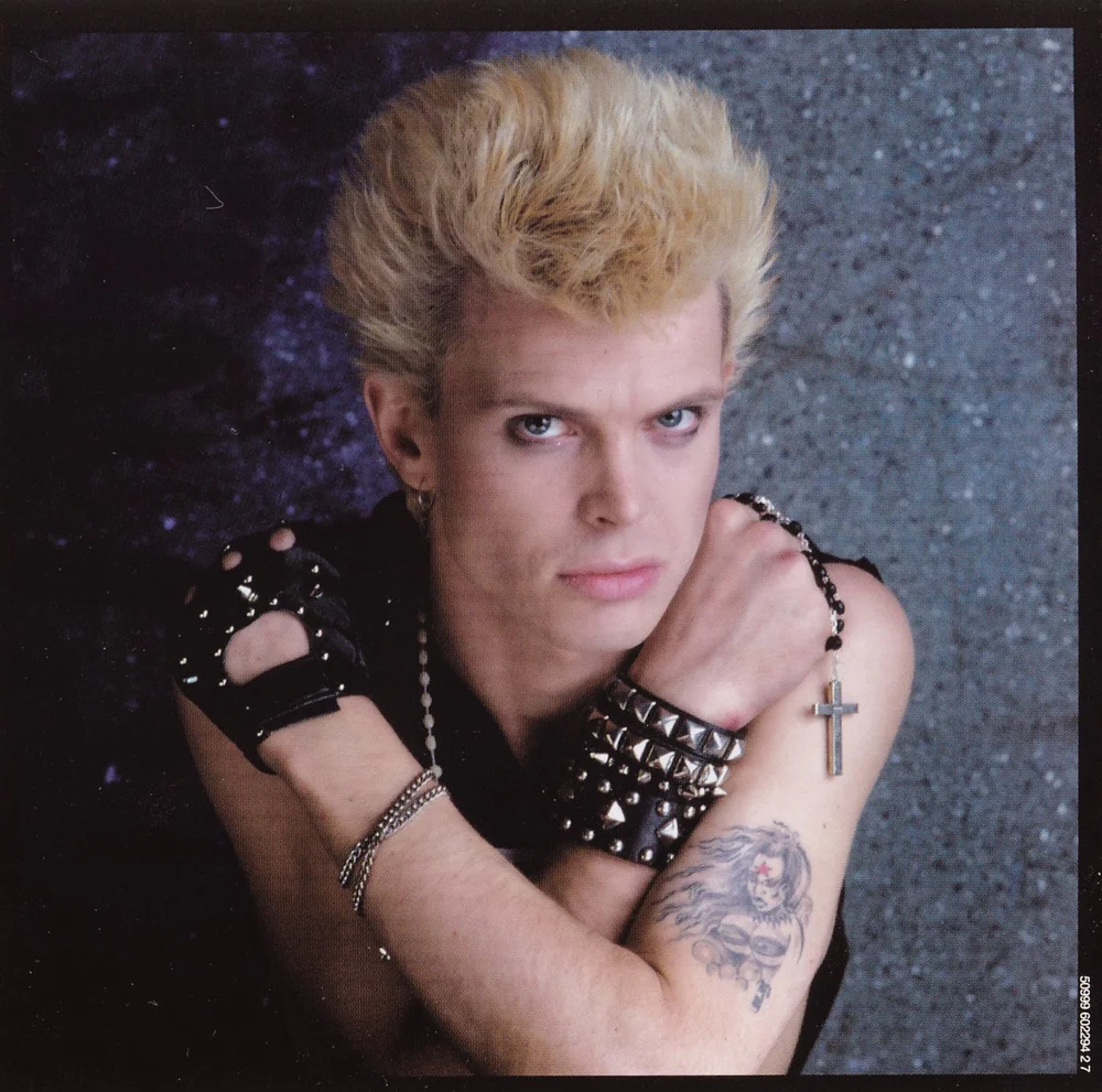 Billy Idol y su tatuaje de Octobriana
