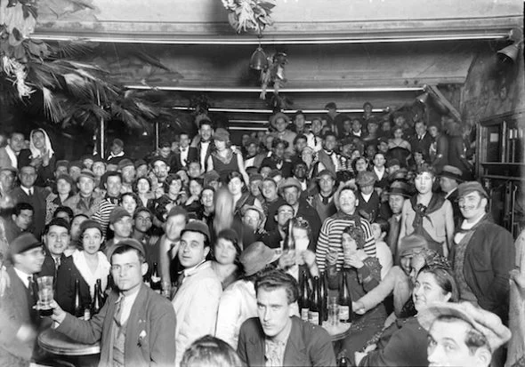 Aspecto de La Criolla, uno de los cabarets más conocidos del país. Fotografía: Josep Maria de Sagarra i Plana