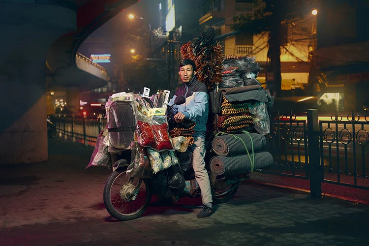Hanoi_car+bits+man_rt.jpg