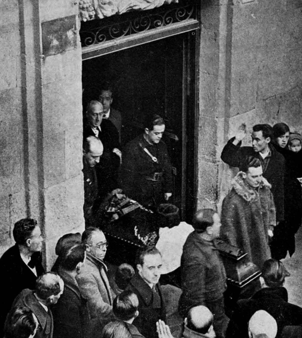Funeral de Unamuno ( Vértice  numero 7 y 8, diciembre de 1937)