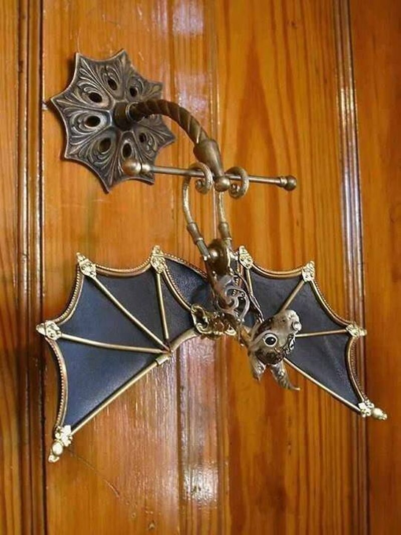 bat-door-knocker.jpg