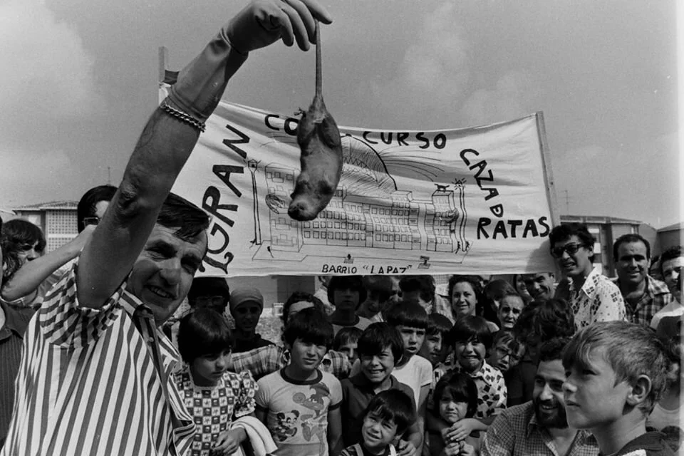 Pedro Huerta, flamante ganador del concurso (1976). Fotografía: Lareda / Diario Ya.
