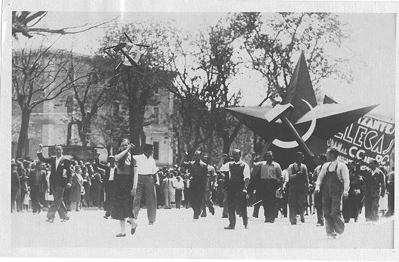 Manifestación en Madrid del 1º de mayo de 1936. Fotografía: Archivo AHPCE