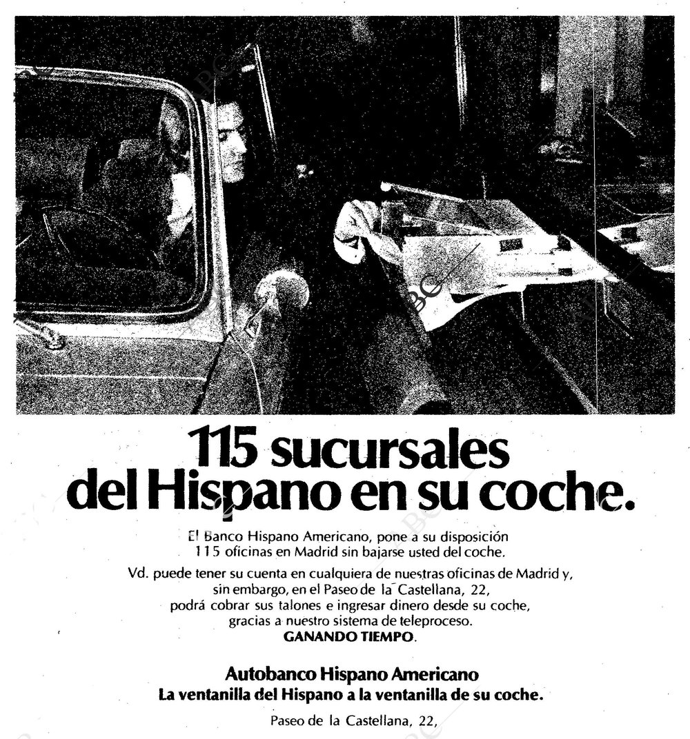 Publicidad del autobanco de Paseo de la Castellana 22 en Madrid.