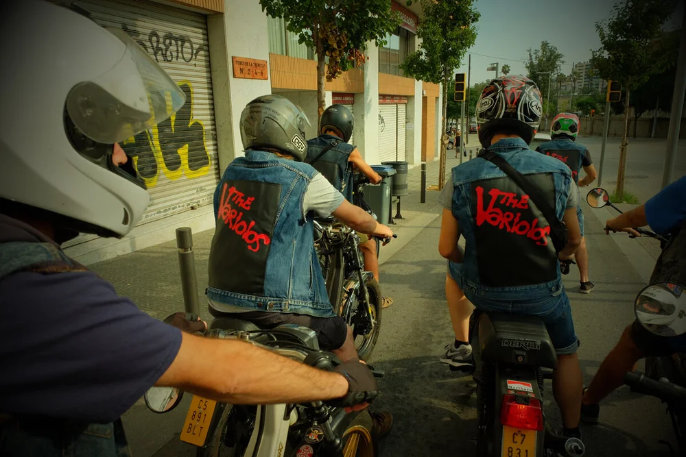 Foto: The Variolos (Moped Barna Crew)