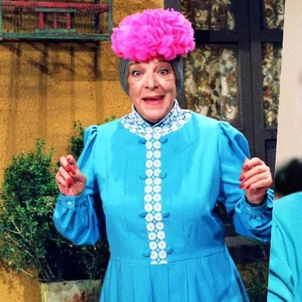 Angelines, convertida en Doña Clotilde, la «bruja del 71» en  El Chavo del Ocho