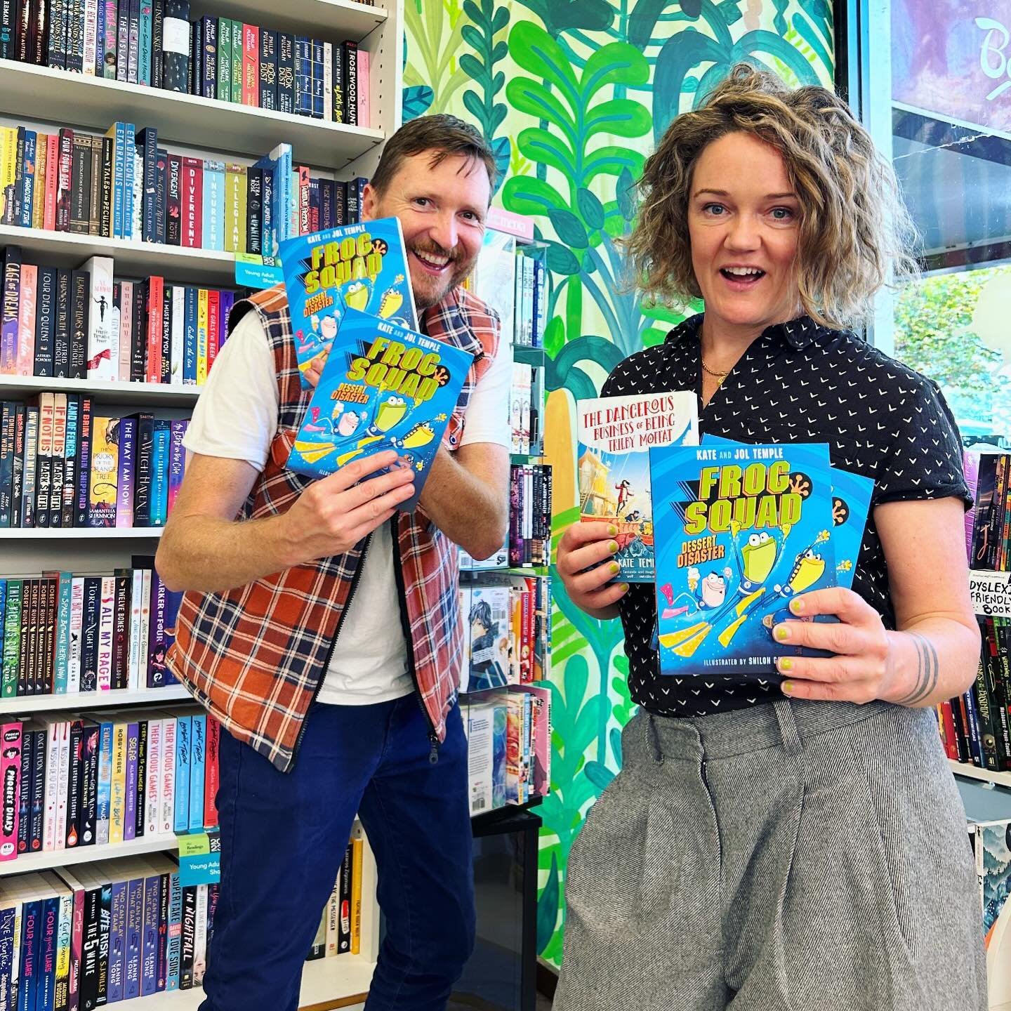 Melbourne, we&rsquo;re here! We just got in this morning and popped into some of our favourite bookshops. @readingskids and @avenuebookstore now have stacks of signed books. Right now we have a little presentation polishing to do&hellip; it&rsquo;s j