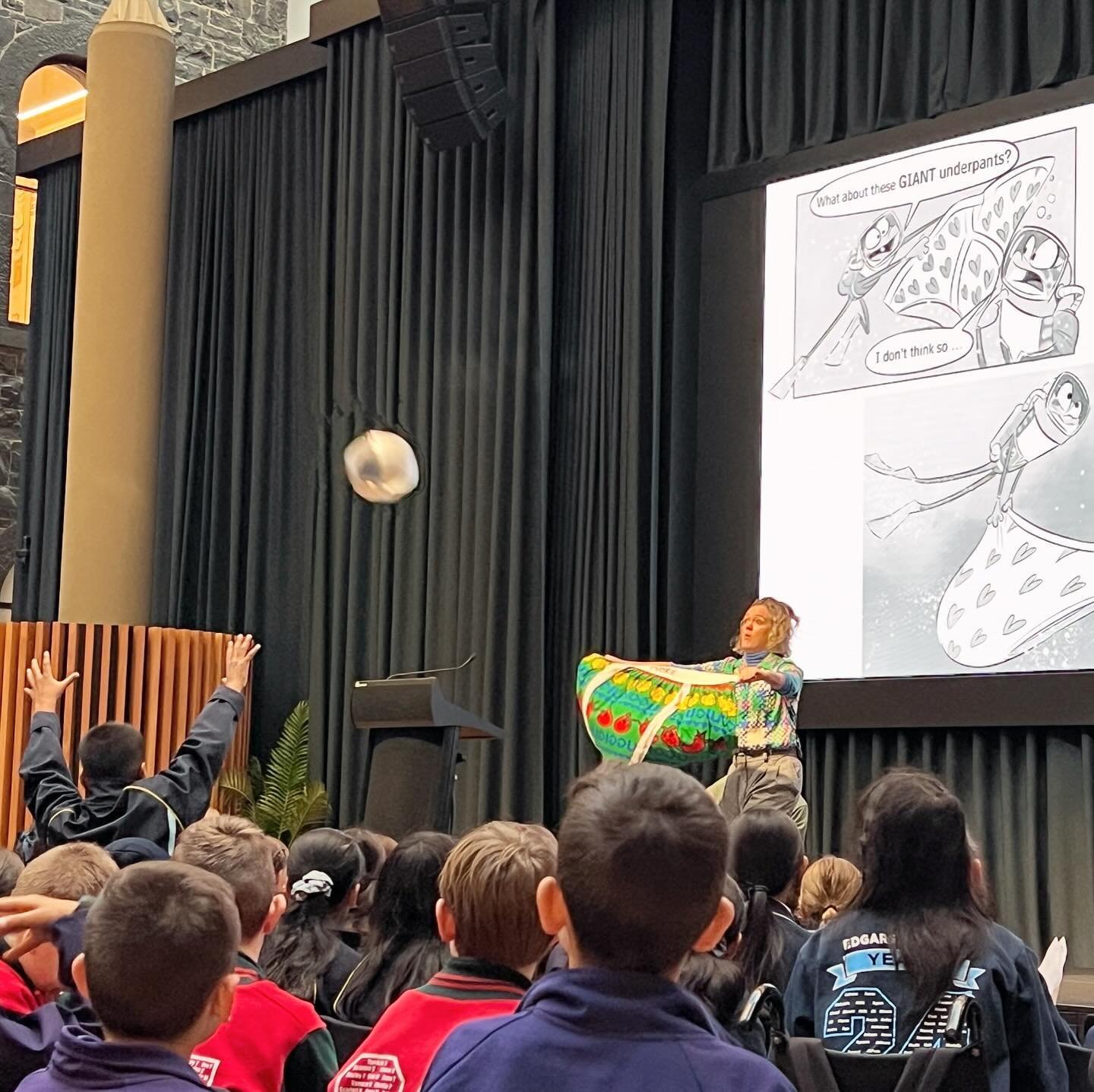 Day 1 of the fabulous @melbwritersfest and today we hit the big stage at @library_vic for a schools session. The kids were looking forward to lots of important stuff about sentence structure and adverbs etc&hellip; but we gave them giant froggy under