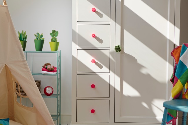 Customised Mamas &amp; Papas wardrobe with Zara Home knobs