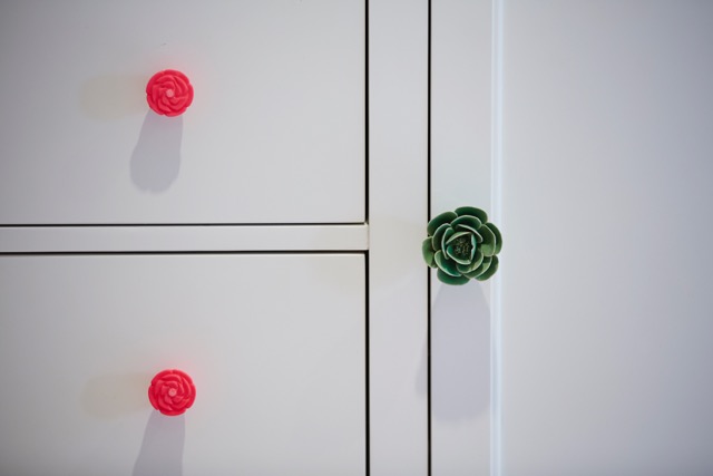 Wardrobe customised with Zara Home knobs