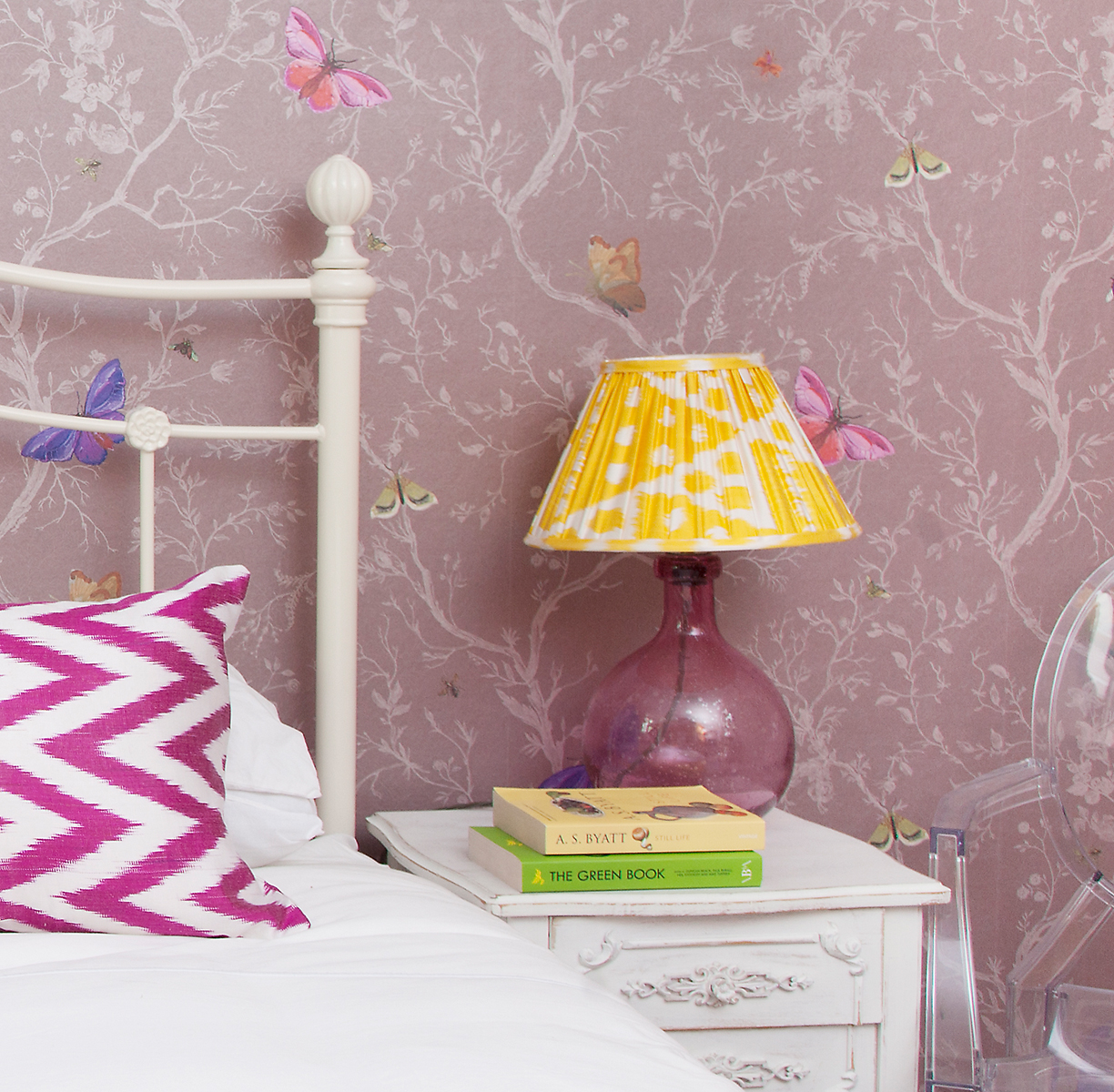 Our Pooky Elsa bedside lamps in Magenta/Photo: Susie Lowe